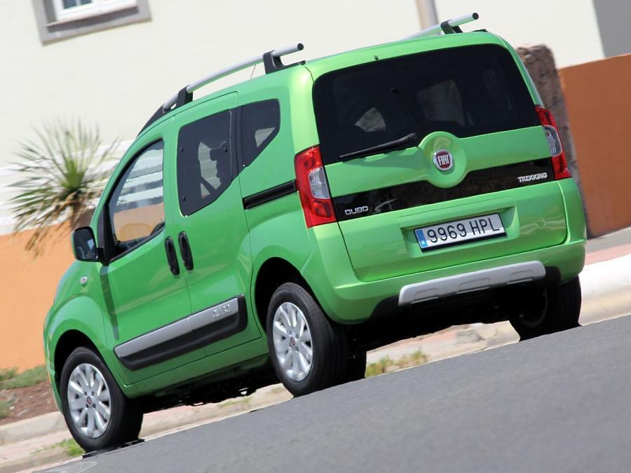  Fiat Qubo Trekking 2011 года  (фото 4 из 11)